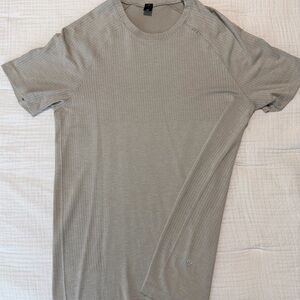lululemon athletica Men's Tan Long Sleeve Tee